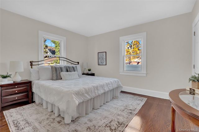 64 W Milton Street, Freeport, NY 11520