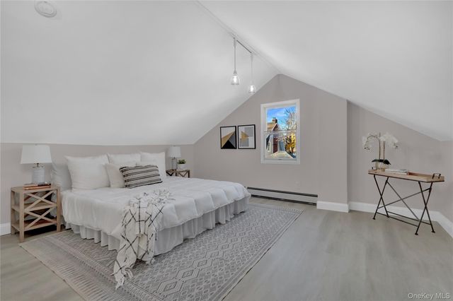 64 W Milton Street, Freeport, NY 11520