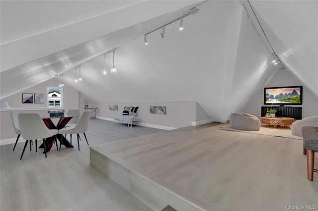 64 W Milton Street, Freeport, NY 11520