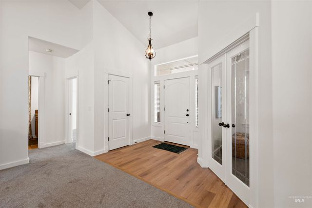 710 W Cedar Pointe Way, Nampa, ID 83686