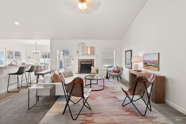 710 W Cedar Pointe Way, Nampa, ID 83686