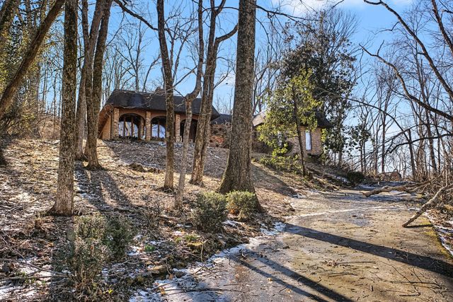611 Hillwood Blvd, Nashville, TN 37205