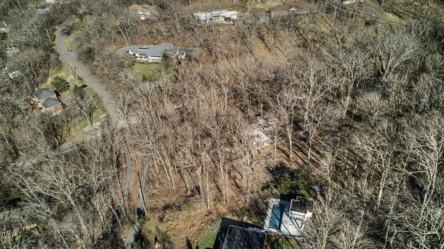 611 Hillwood Blvd, Nashville, TN 37205