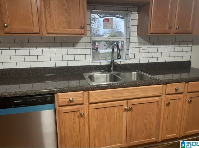 1163 MORROW LANE, Adamsville, AL 35005