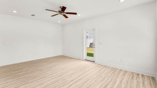 143 Hawk Street, Santa Rosa Beach, FL 32459