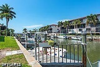 1417 Chesapeake AVE 202, Naples, FL 34102