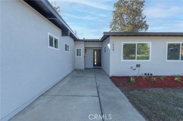 1958 Arthur, Pomona, CA 91768