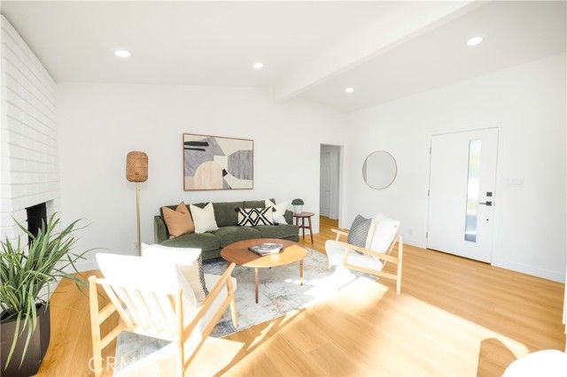 1958 Arthur, Pomona, CA 91768