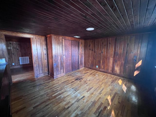 225 GORDON Street, Thomson, GA 30824