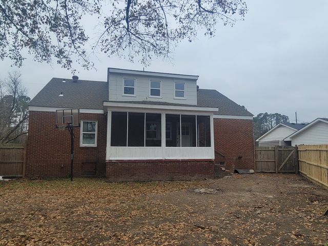 225 GORDON Street, Thomson, GA 30824