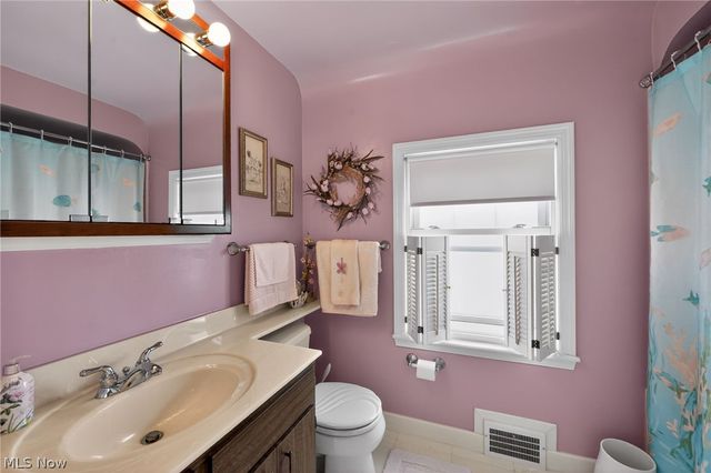 4787 Broadale Road, Cleveland, OH 44109