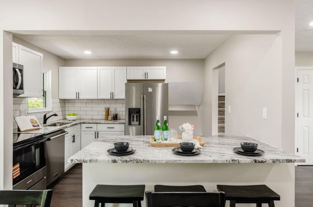 3415 Southfield Drive E, Columbus, OH 43207