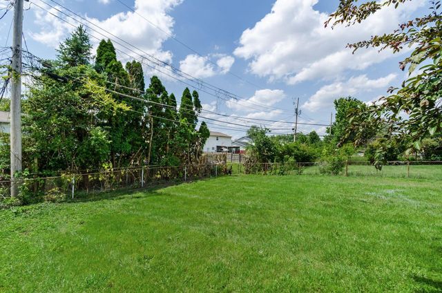 3415 Southfield Drive E, Columbus, OH 43207