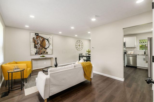 3415 Southfield Drive E, Columbus, OH 43207