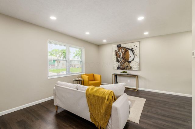 3415 Southfield Drive E, Columbus, OH 43207