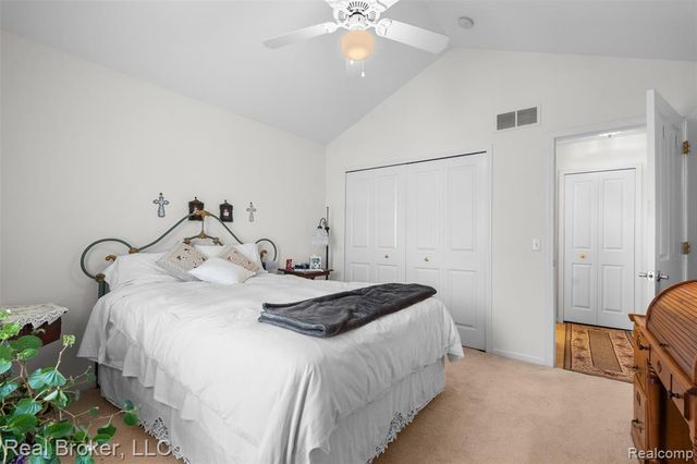 5776 Woodview Drive 6, Sterling Heights, MI 48314