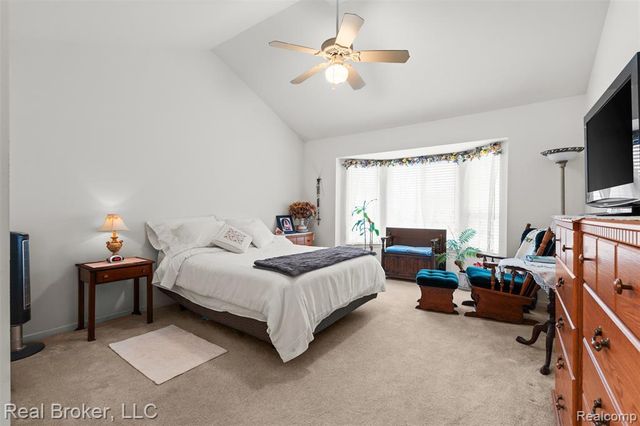 5776 Woodview Drive 6, Sterling Heights, MI 48314