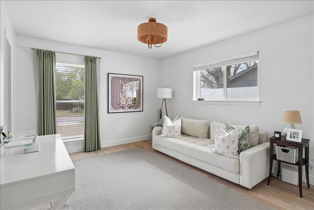 4263 Shady Bend Drive, Dallas, TX 75244