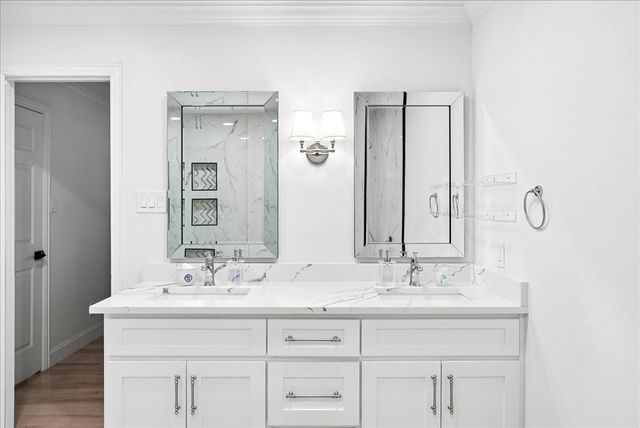 4263 Shady Bend Drive, Dallas, TX 75244