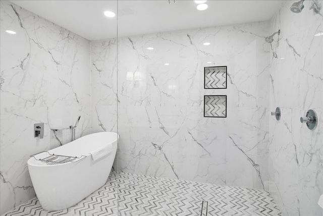 4263 Shady Bend Drive, Dallas, TX 75244