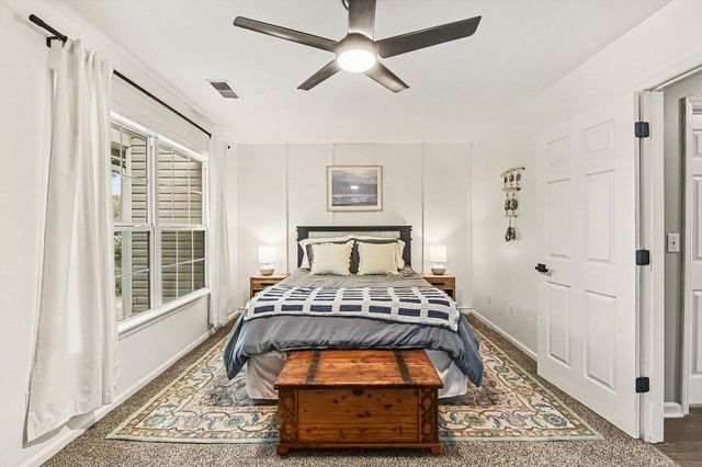 37 Rivers Point Row A, Charleston, SC 29412