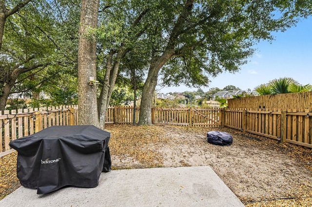 37 Rivers Point Row A, Charleston, SC 29412