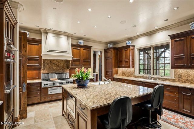 6025 Lake Geneva Drive, Reno, NV 89511