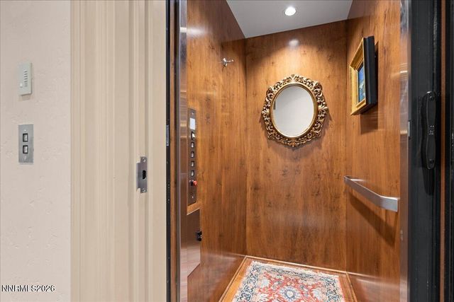 6025 Lake Geneva Drive, Reno, NV 89511