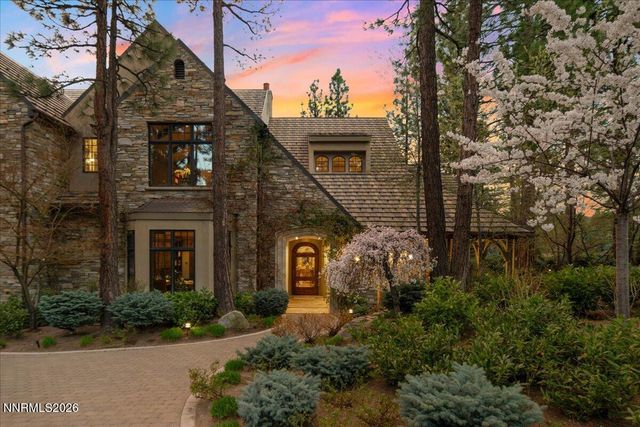 6025 Lake Geneva Drive, Reno, NV 89511