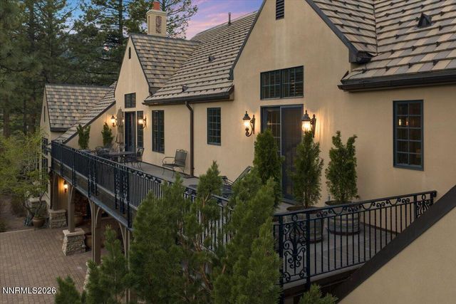 6025 Lake Geneva Drive, Reno, NV 89511