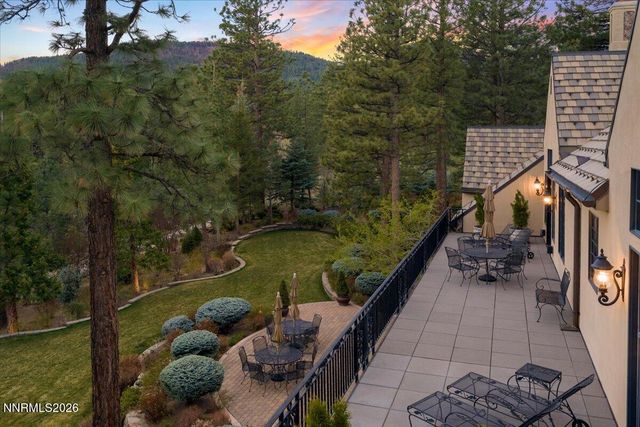 6025 Lake Geneva Drive, Reno, NV 89511