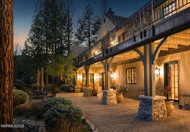 6025 Lake Geneva Drive, Reno, NV 89511