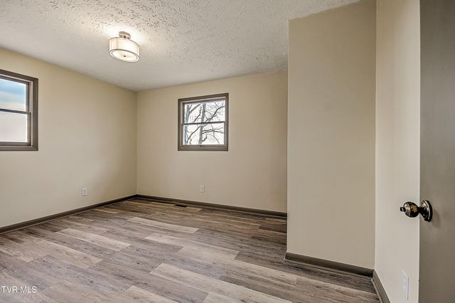 148 Whitehills Road, Kingsport, TN 37660