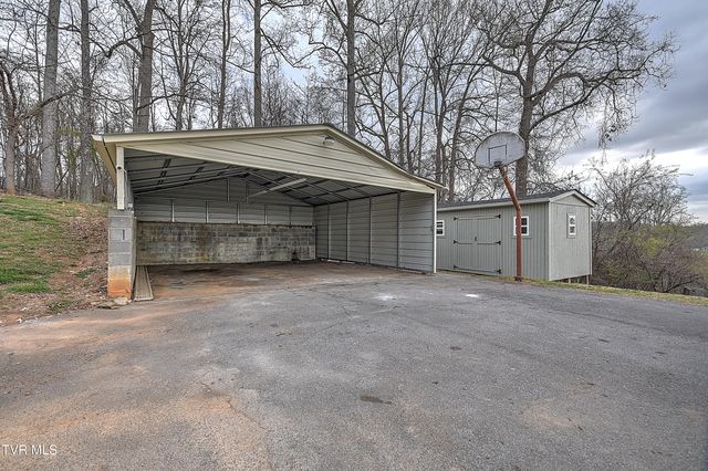 148 Whitehills Road, Kingsport, TN 37660