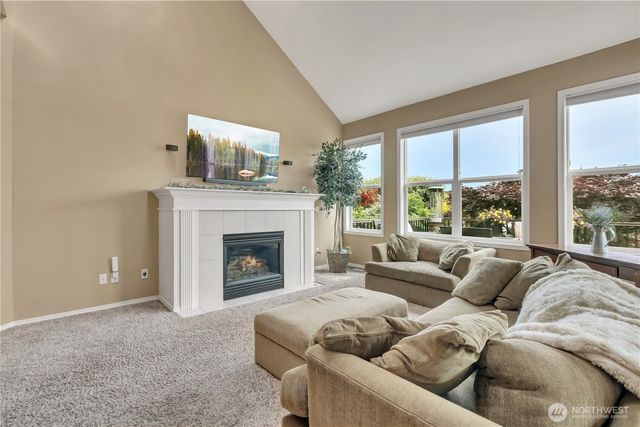 1828 Mariner Circle NE, Tacoma, WA 98422