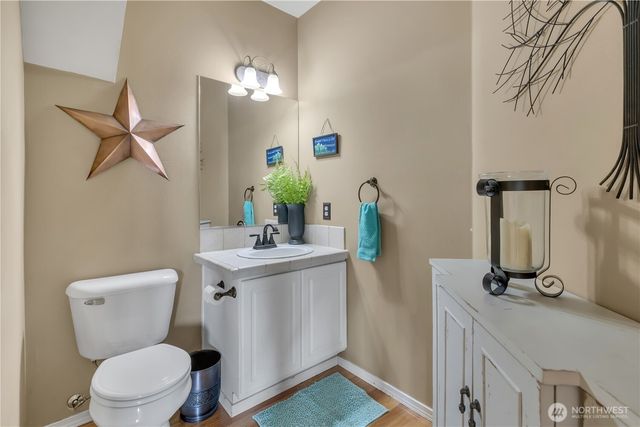 1828 Mariner Circle NE, Tacoma, WA 98422