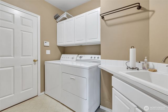 1828 Mariner Circle NE, Tacoma, WA 98422