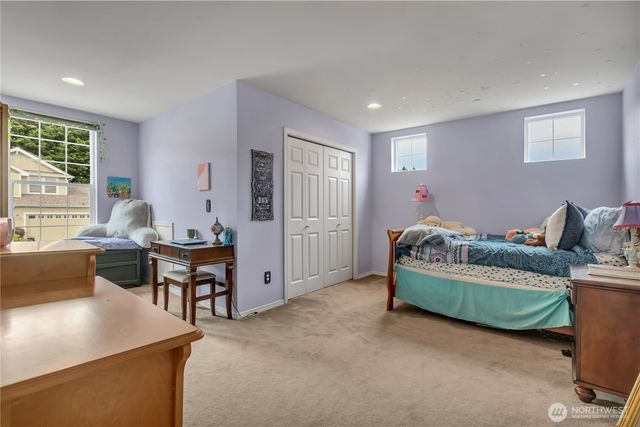 1828 Mariner Circle NE, Tacoma, WA 98422