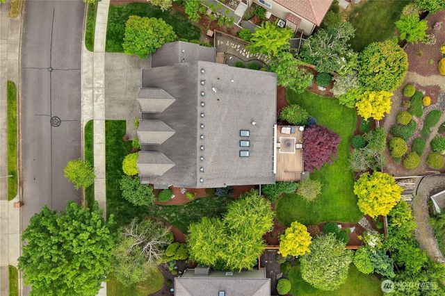 1828 Mariner Circle NE, Tacoma, WA 98422