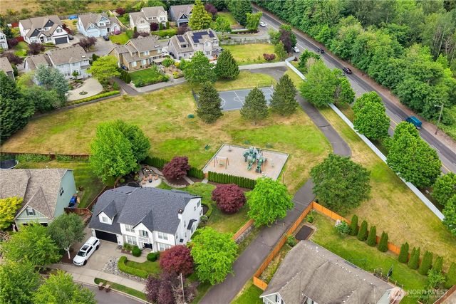 1828 Mariner Circle NE, Tacoma, WA 98422