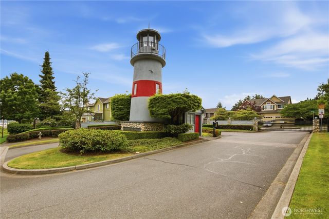 1828 Mariner Circle NE, Tacoma, WA 98422