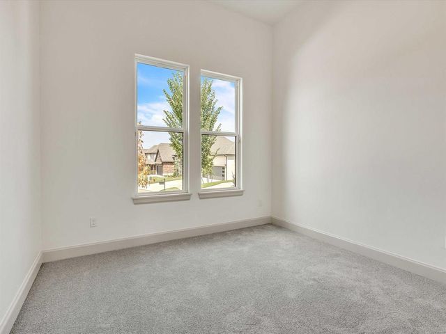 3556 Paso Robles, Edmond, OK 73034