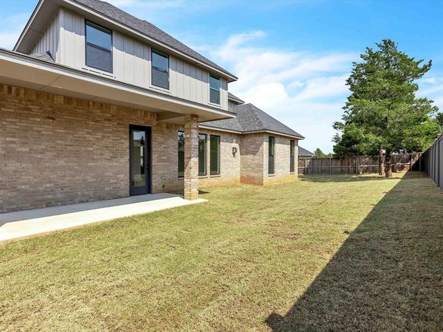 3556 Paso Robles, Edmond, OK 73034