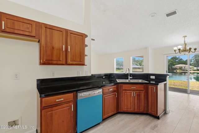 6878 WALL SPRINGS Drive, Jacksonville, FL 32222