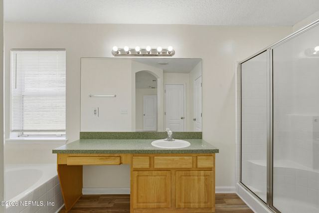 6878 WALL SPRINGS Drive, Jacksonville, FL 32222