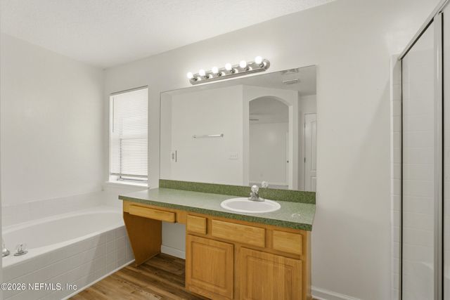 6878 WALL SPRINGS Drive, Jacksonville, FL 32222