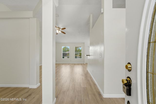 6878 WALL SPRINGS Drive, Jacksonville, FL 32222