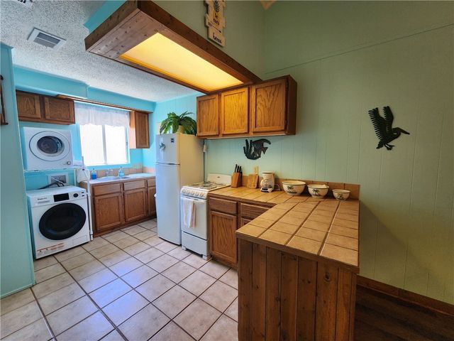 14300 S Padre Island Dr 221C, Corpus Christi, TX 78418