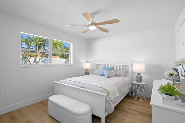 350 N JULIA CIRCLE, St Pete Beach, FL 33706