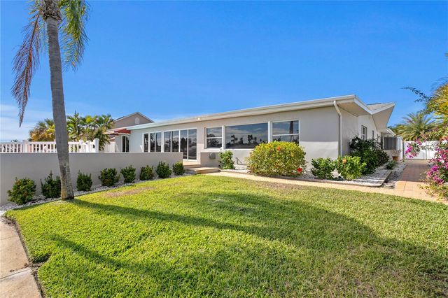 350 N JULIA CIRCLE, St Pete Beach, FL 33706